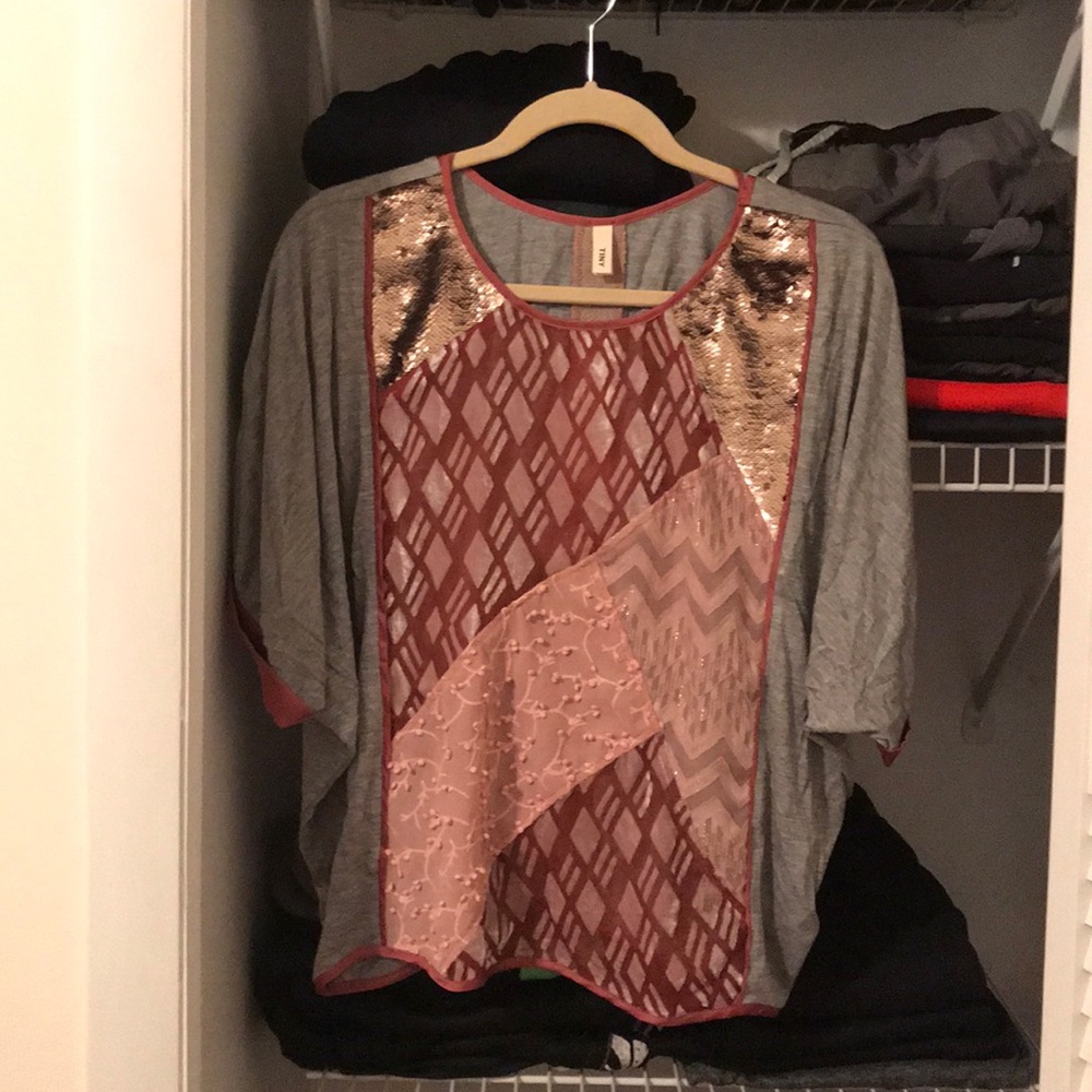 Anthropologie blouse with gold sequin